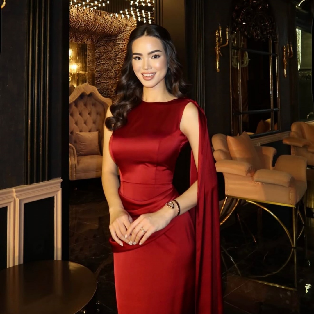 Bella Customized Red Satin One - Women Formal Wear For Graduation recension och pris