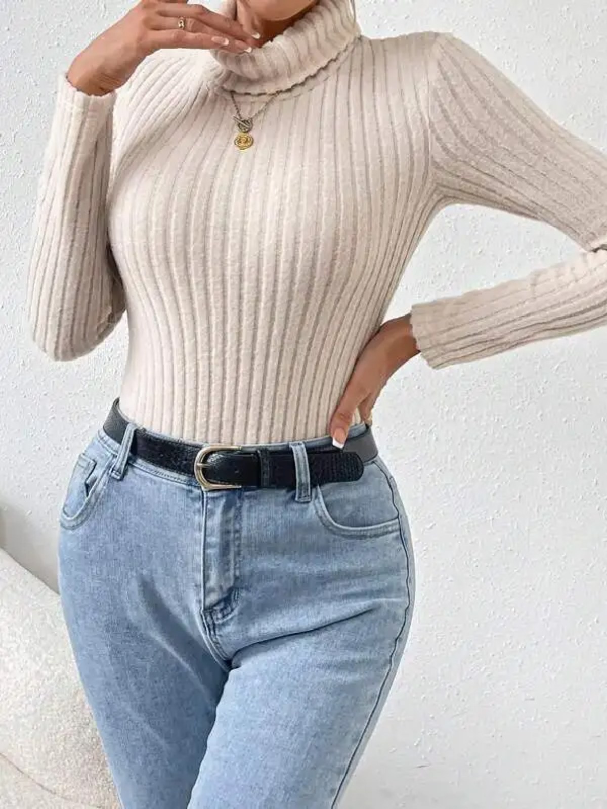 Foamlina2025 Spring New France - Turtleneck Bodysuit Office recension och pris