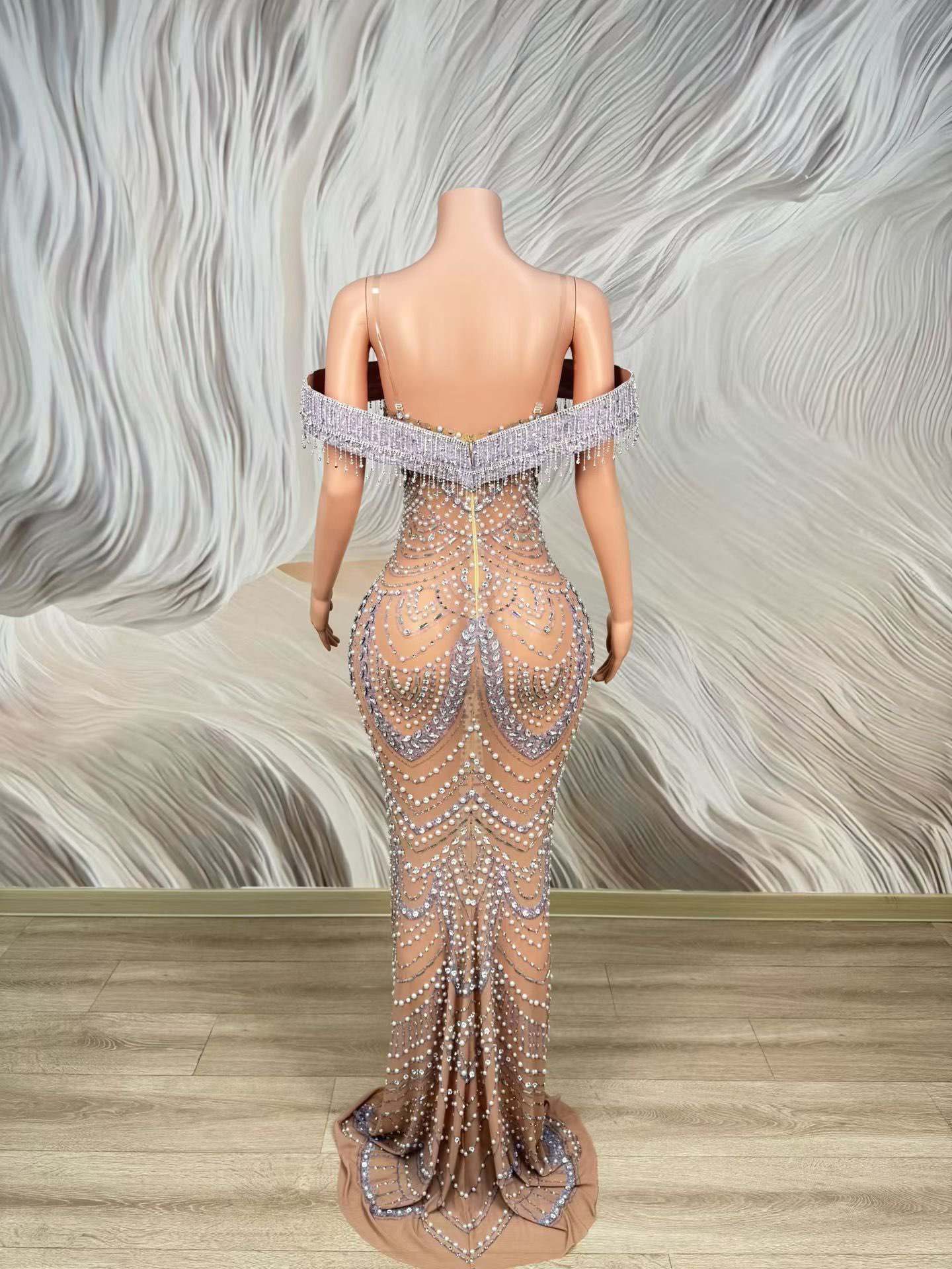 Luxury Elegant Formal Straples - Women Formal Wear Photoshoot recension och pris
